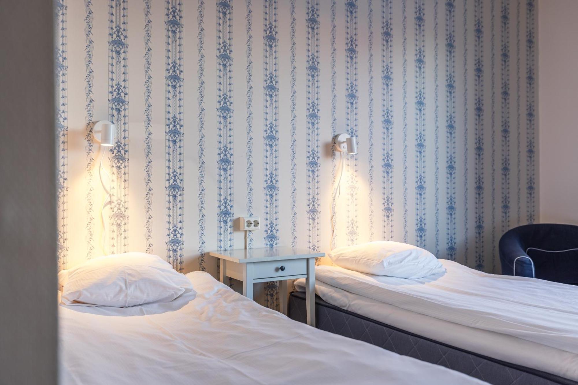 Hotell Kung Goesta By First Mora Bagian luar foto