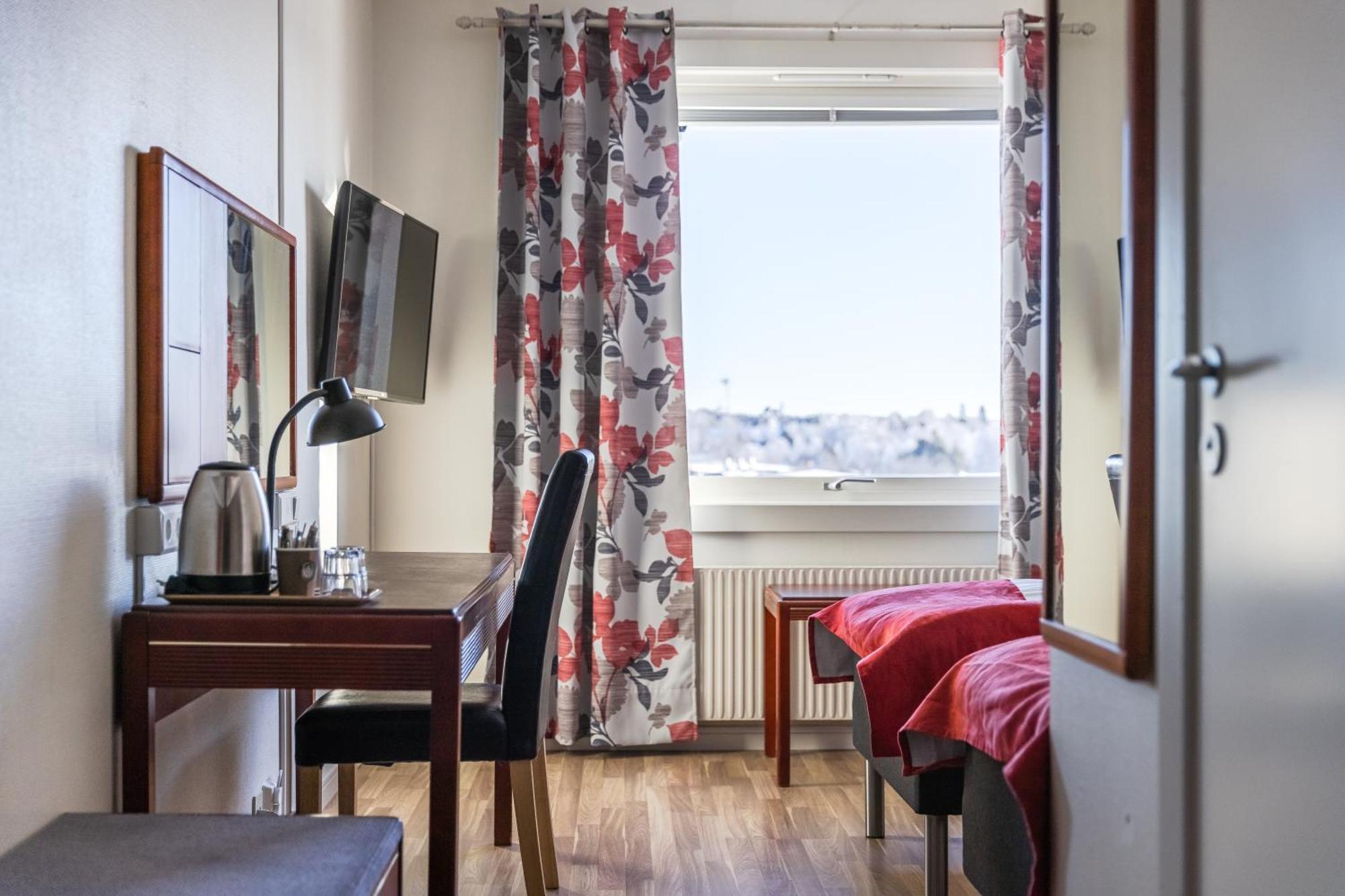 Hotell Kung Goesta By First Mora Bagian luar foto