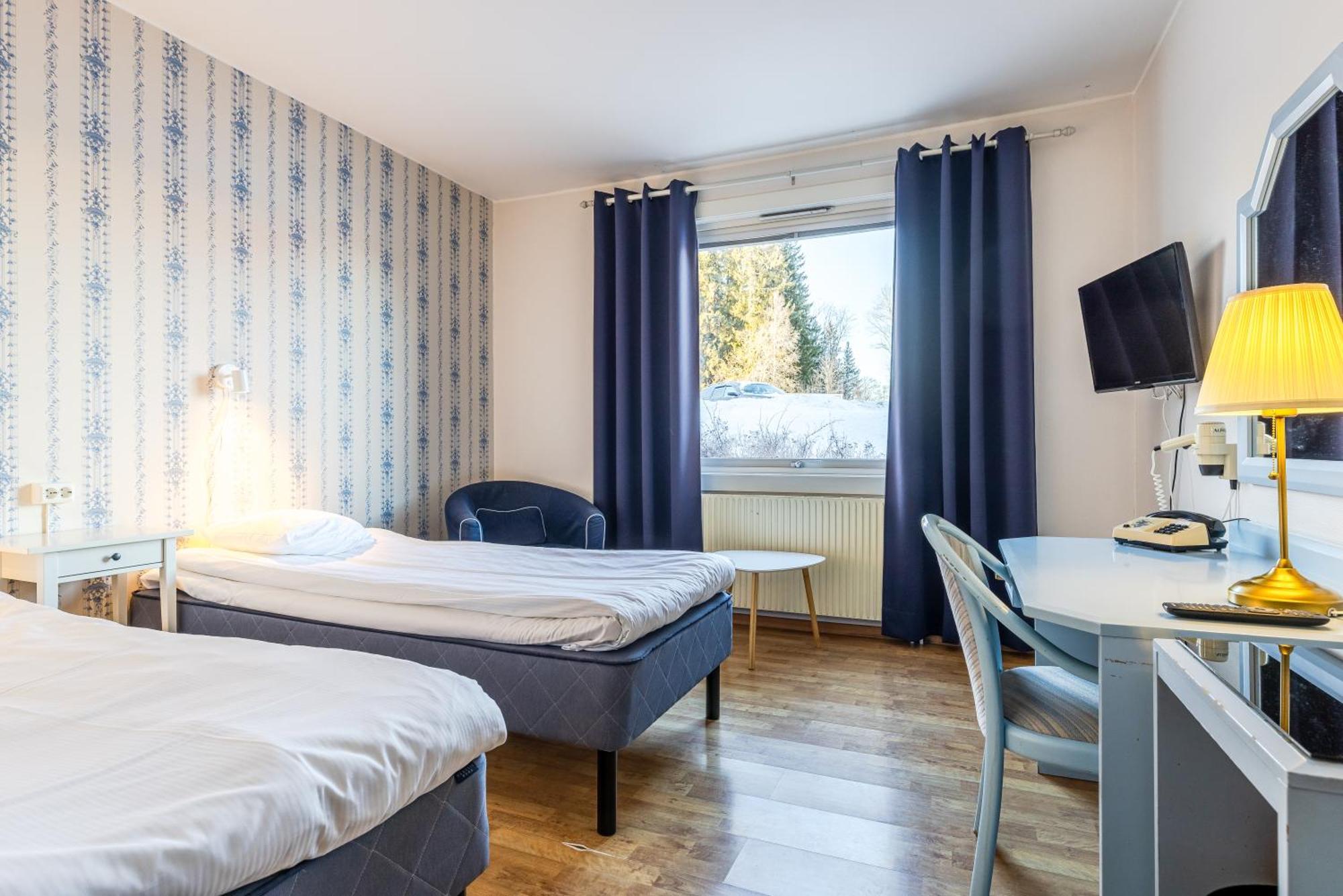 Hotell Kung Goesta By First Mora Bagian luar foto
