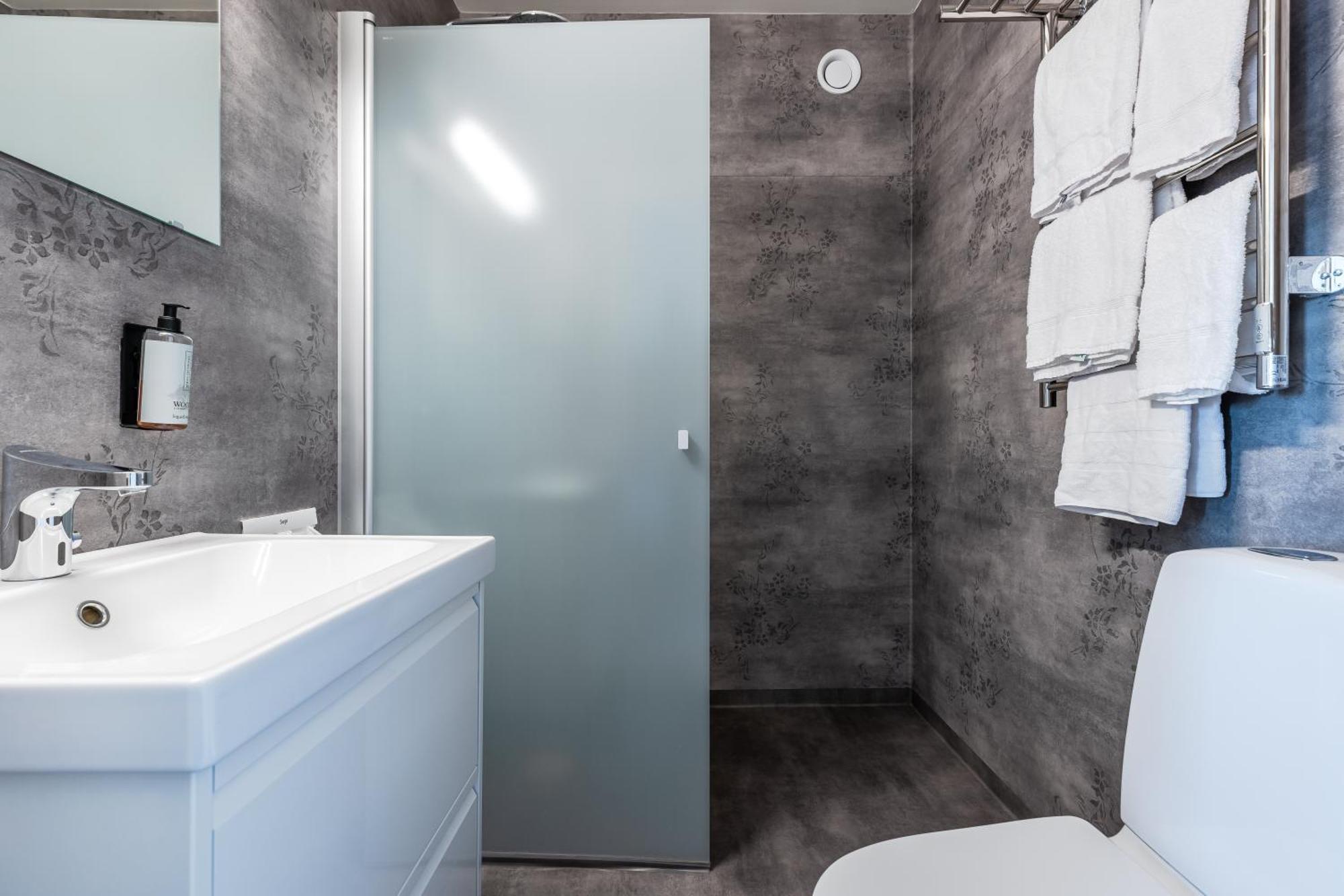 Hotell Kung Goesta By First Mora Bagian luar foto