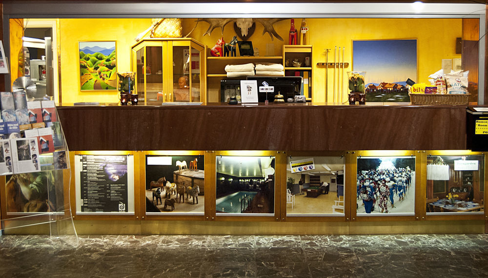 Hotell Kung Goesta By First Mora Bagian luar foto