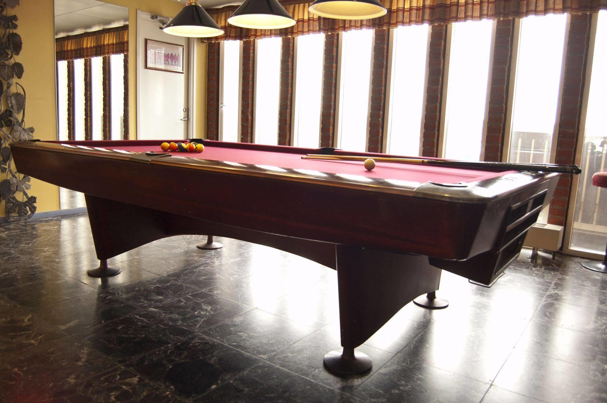 Hotell Kung Goesta By First Mora Bagian luar foto